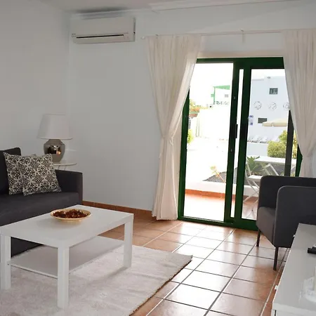 Playa Park 3 - 1 Bed - Ground Floor - Air-con - Private Wi-fi - Uk Tv Apartment Puerto del Carmen (Lanzarote)
